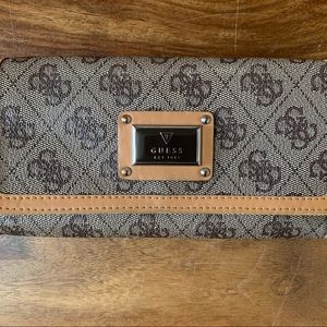Guess Monogram Wallet